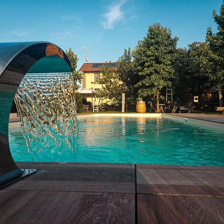 La Tenuta Di Santo Stefano Agri Resort & Spa Fossano Eksteriør billede