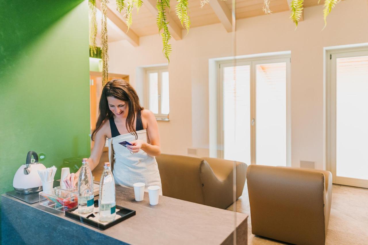 La Tenuta Di Santo Stefano Agri Resort & Spa Fossano Eksteriør billede