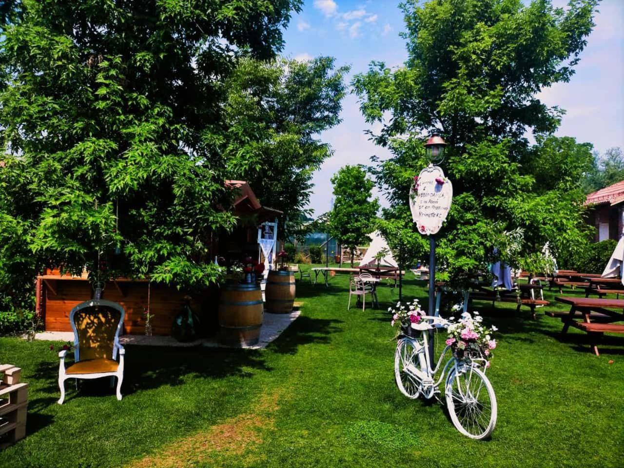 La Tenuta Di Santo Stefano Agri Resort & Spa Fossano Eksteriør billede