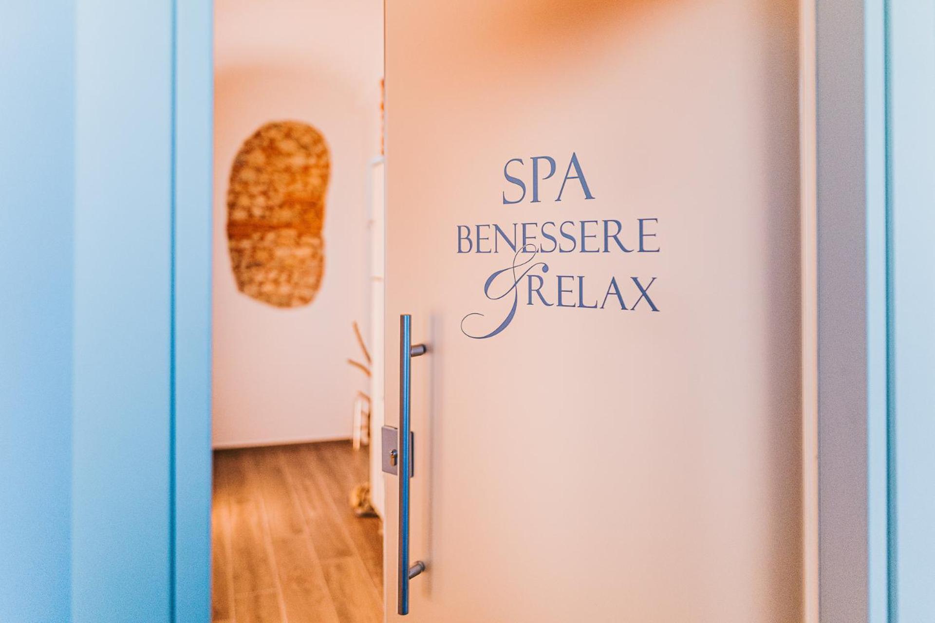 La Tenuta Di Santo Stefano Agri Resort & Spa Fossano Eksteriør billede